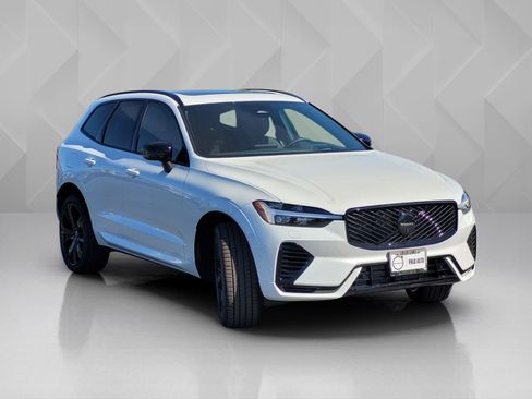 New 2026 Volvo XC60 T8 Ultra w/ Climate Package PRO AWD/4WD image 8