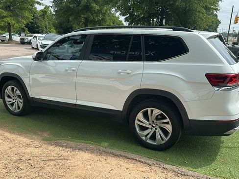 Used 2021 Volkswagen Atlas SE FWD image 4