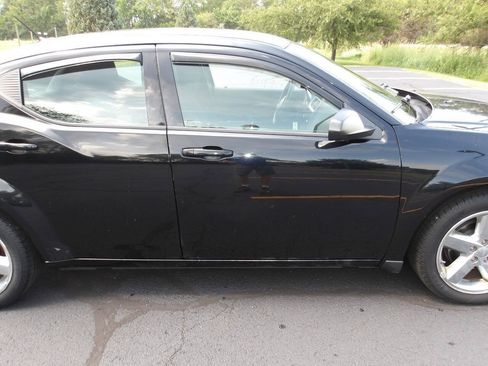 Used 2014 Dodge Avenger SE w/ Rallye Appearance Group FWD image 28