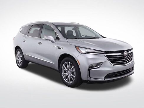 Certified 2024 Buick Enclave Essence w/ Experience Buick Package AWD/4WD image 32