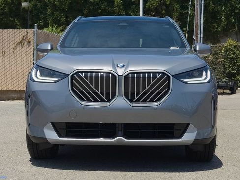 New 2026 BMW X3 xDrive30i w/ Convenience Package AWD/4WD image 2