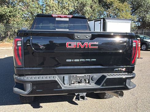 Used 2024 GMC Sierra 2500 AT4 w/ Max Trailering Package AWD/4WD image 6