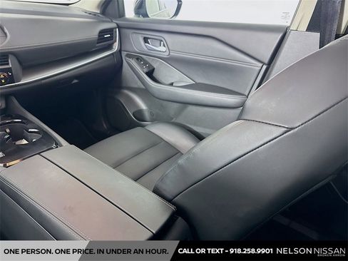 Certified 2025 Nissan Rogue SV w/ SV Premium Package image 23