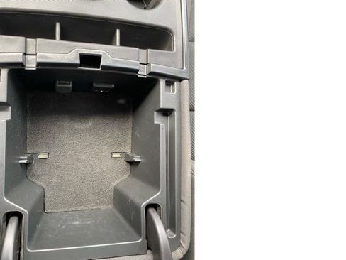 Used 2018 Chevrolet Silverado 1500 LT w/ All Star Edition image 16