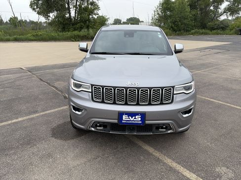 Used 2019 Jeep Grand Cherokee Overland RWD image 2