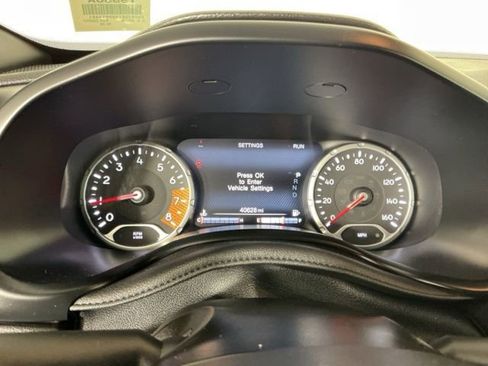 Used 2022 Jeep Renegade Altitude image 17