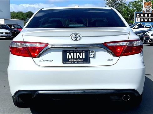 Used 2015 Toyota Camry SE FWD image 4