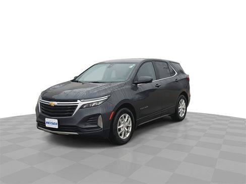 Used 2023 Chevrolet Equinox LT image 4