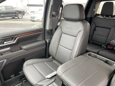 New 2026 GMC Sierra 1500 Denali w/ Technology Package AWD/4WD image 24