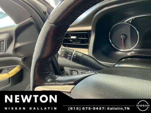 Used 2019 GMC Acadia Denali w/ Technology Package FWD image 44