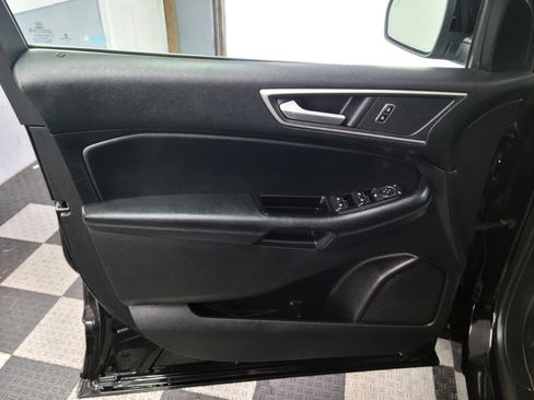 Used 2017 Ford Edge SEL w/ Equipment Group 201A AWD/4WD image 19