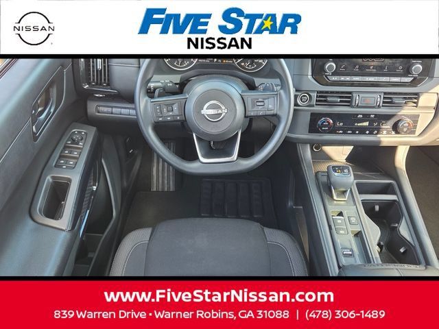 Used 2024 Nissan Pathfinder S FWD image 7