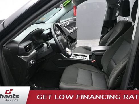 Used 2022 Ford Explorer XLT AWD/4WD image 29