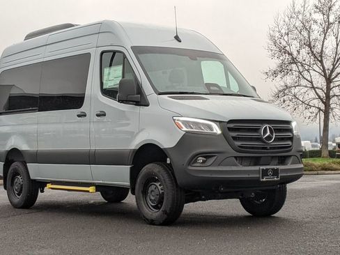 New 2026 Mercedes-Benz Sprinter 2500 image 3
