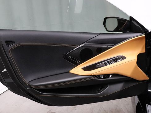 Used 2024 Chevrolet Corvette Stingray Preferred Conv w/ Z51 Performance Package image 12