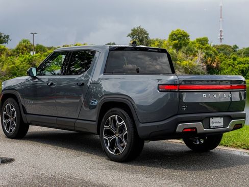 Used 2025 Rivian R1T Adventure AWD/4WD image 5