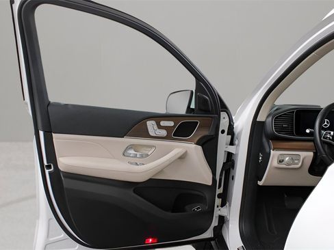 Used 2024 Mercedes-Benz GLE 350 4MATIC image 10