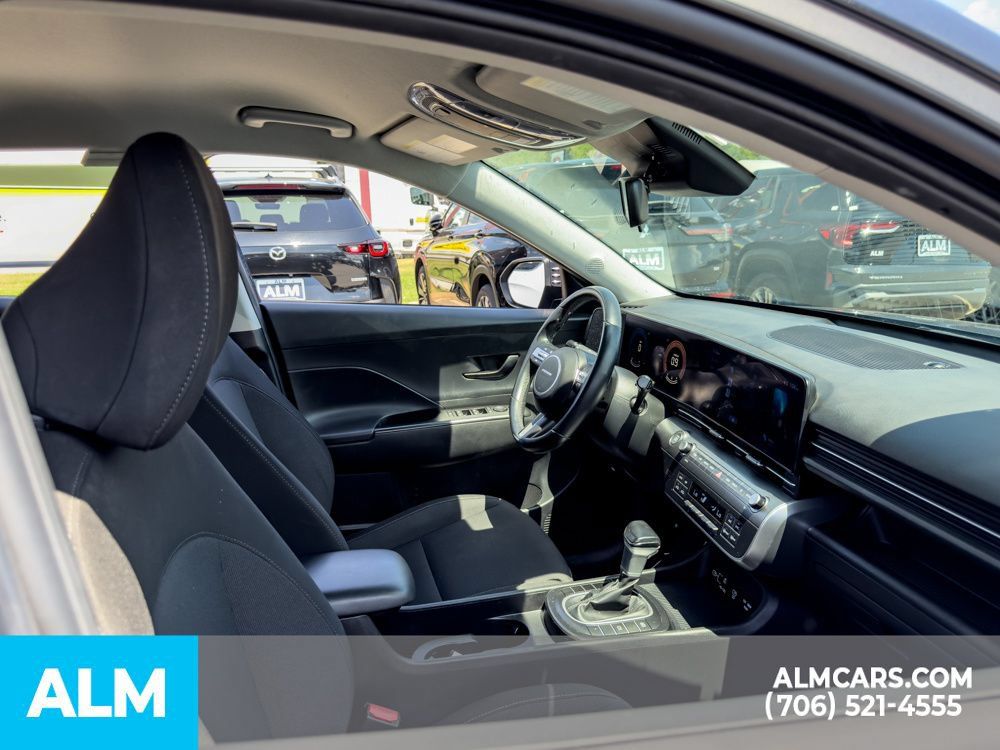 Certified 2024 Hyundai Kona SEL FWD image 11