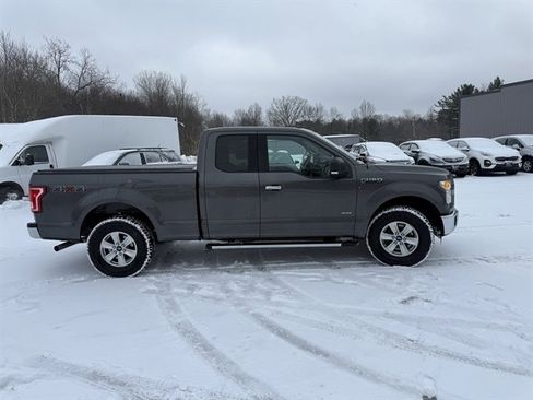 Used 2015 Ford F150 XLT w/ Equipment Group 302A Luxury image 15