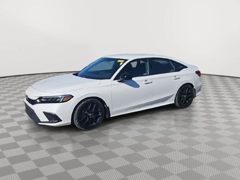 Used 2023 Honda Civic Sport image 4