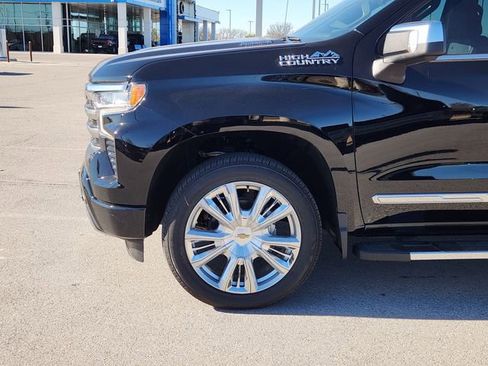 New 2026 Chevrolet Silverado 1500 High Country w/ High Country Premium Package RWD image 8