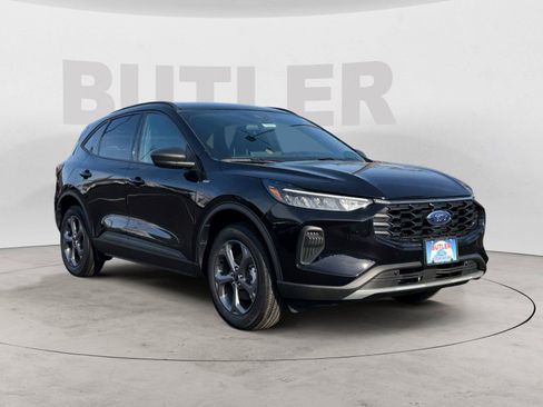 New 2025 Ford Escape ST-Line w/ Tech Pack #1 AWD/4WD image 7
