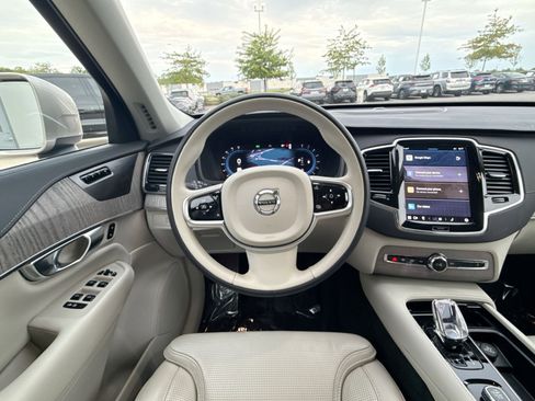 Used 2023 Volvo XC90 B6 Ultimate w/ Protection Package AWD/4WD image 16