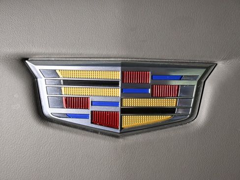 Used 2023 Cadillac Escalade Sport Platinum w/ LPO, ONYX Package AWD/4WD image 39