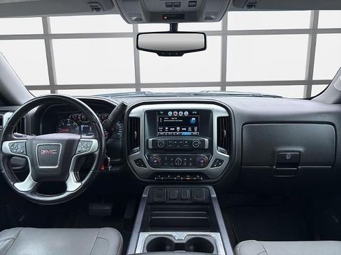 Used 2018 GMC Sierra 1500 SLT w/ SLT Premium Package AWD/4WD image 18
