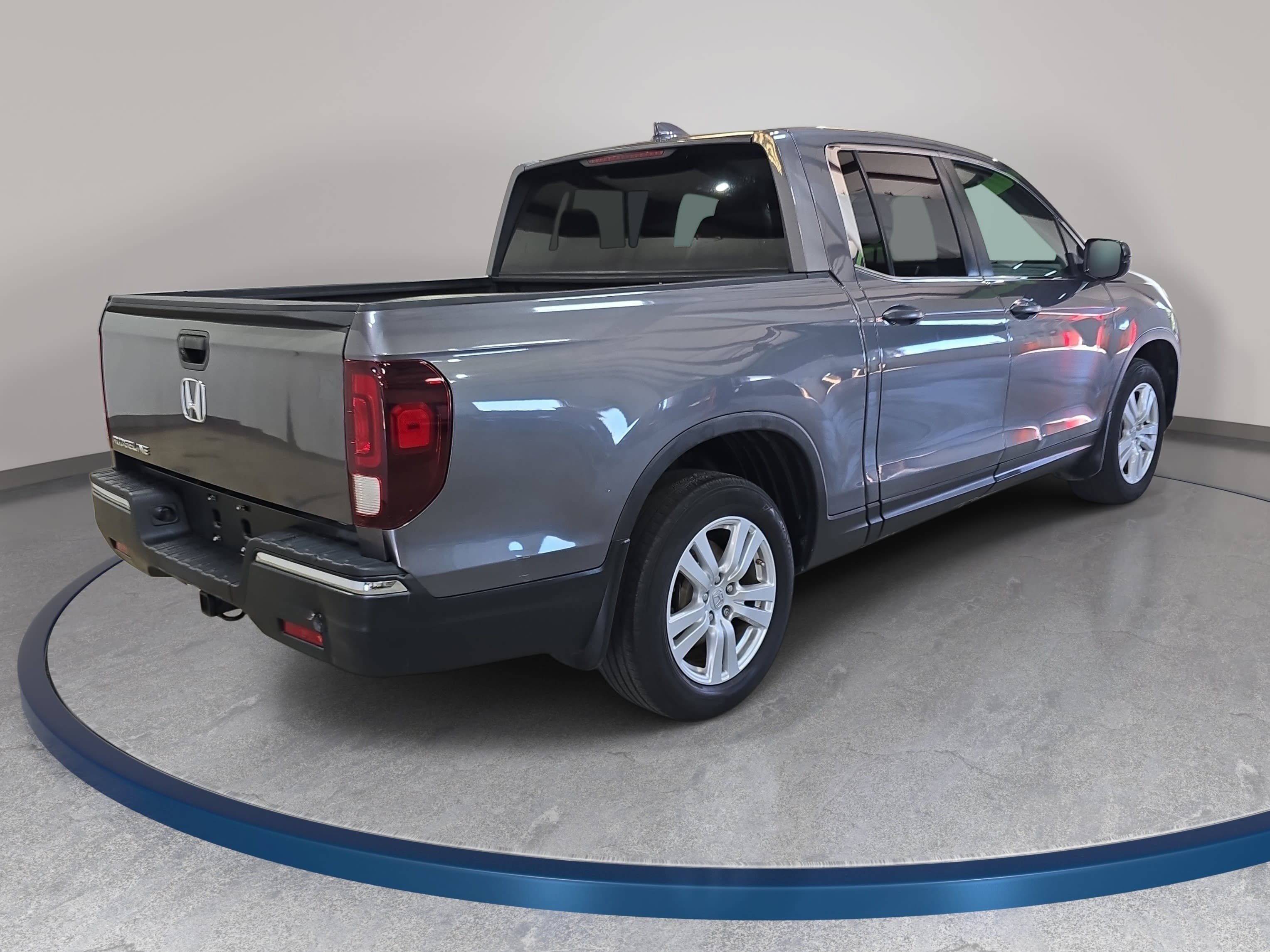 Used 2019 Honda Ridgeline RT image 6