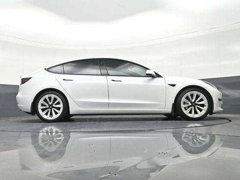 Used 2021 Tesla Model 3 Long Range AWD/4WD image 27