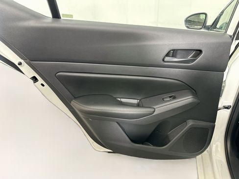 Used 2025 Nissan Altima 2.5 SV FWD image 25