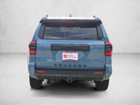 Certified 2025 Toyota 4Runner SR5 AWD/4WD image 6
