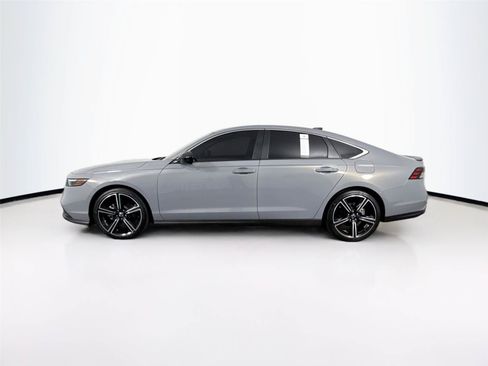 Used 2025 Honda Accord Sport image 13