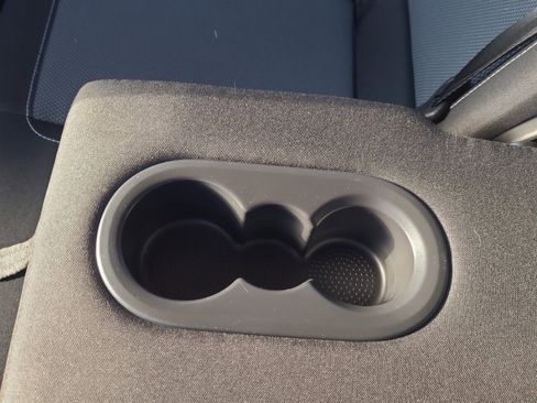 Used 2024 Volkswagen Taos S image 11