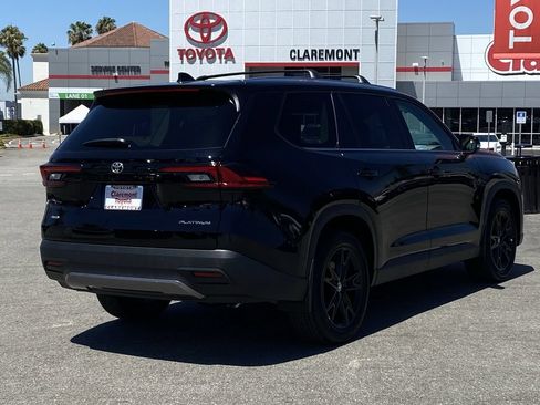 Used 2026 Toyota Grand Highlander AWD image 34