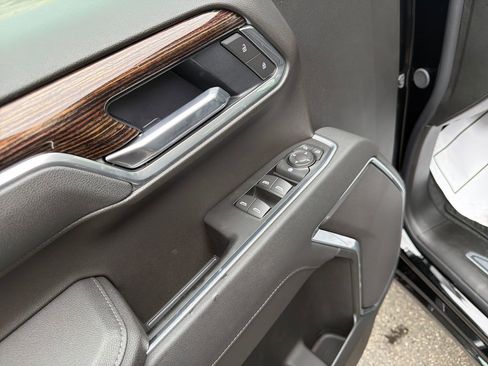 New 2026 GMC Sierra 1500 Elevation image 12