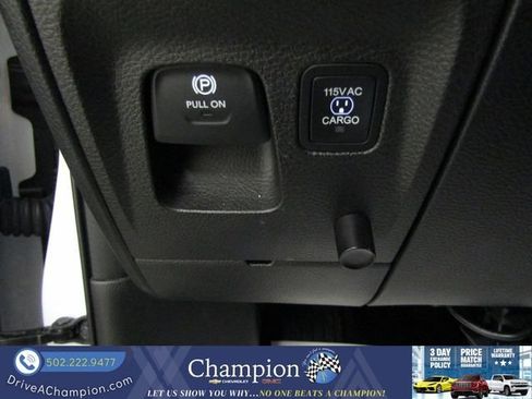Used 2025 RAM 1500 Warlock AWD/4WD image 29