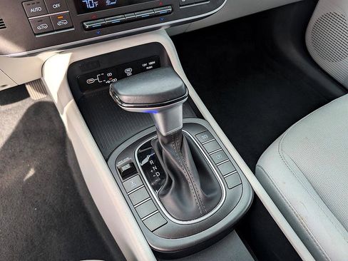 Used 2025 Hyundai Kona SEL image 26