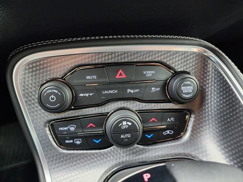 Used 2017 Dodge Challenger SRT Hellcat RWD image 16