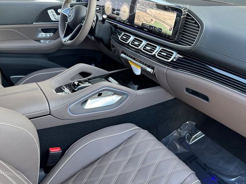 New 2026 Mercedes-Benz Maybach GLS 600 Maybach GLS 600 image 26