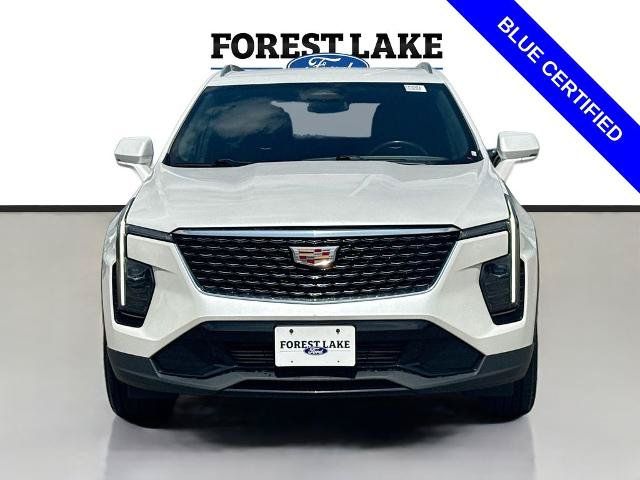 Used 2024 Cadillac XT4 Premium Luxury AWD/4WD image 2