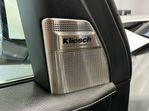 Used 2025 INFINITI QX80 Sensory image 38