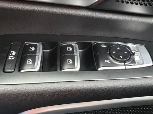 Used 2022 Kia Telluride LX AWD/4WD image 29