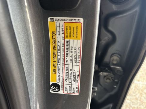 Certified 2019 Cadillac Escalade ESV Platinum AWD/4WD image 35