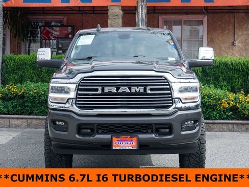 Used 2024 RAM 2500 Laramie AWD/4WD image 3