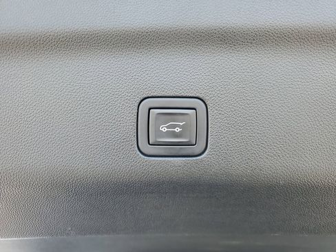 Certified 2024 GMC Yukon XL Denali Ultimate image 36