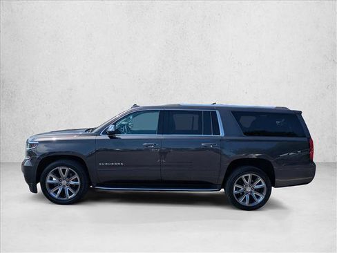 Used 2017 Chevrolet Suburban Premier AWD/4WD image 9