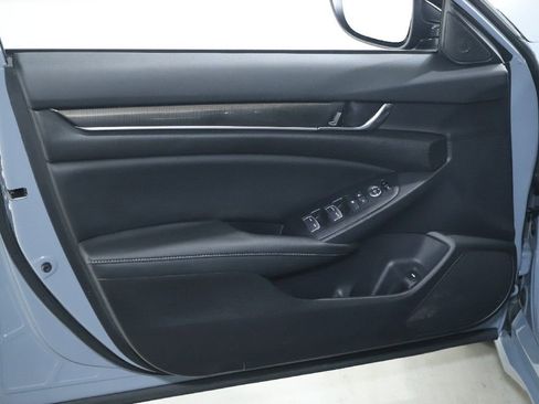 Used 2022 Honda Accord Sport image 15