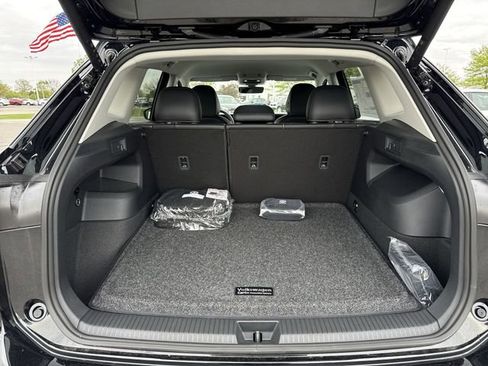 New 2026 Volkswagen Tiguan SE AWD/4WD image 25